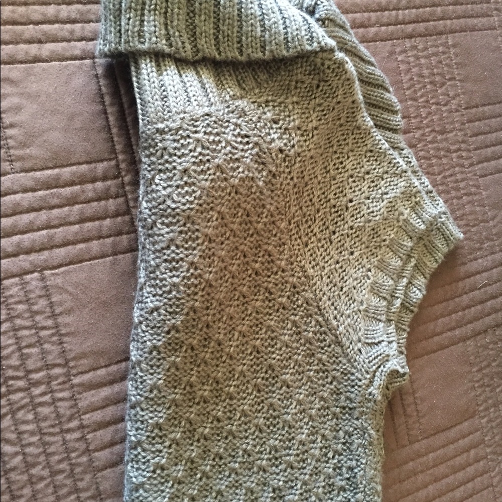 Dark green/olive sweater dress. - Picture 4 of 4